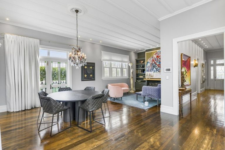 Photo of property in 86 Sarsfield Street, Herne Bay, Auckland, 1011