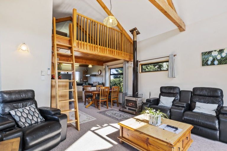 Photo of property in 76 Chalet Crescent, Hanmer Springs, 7334