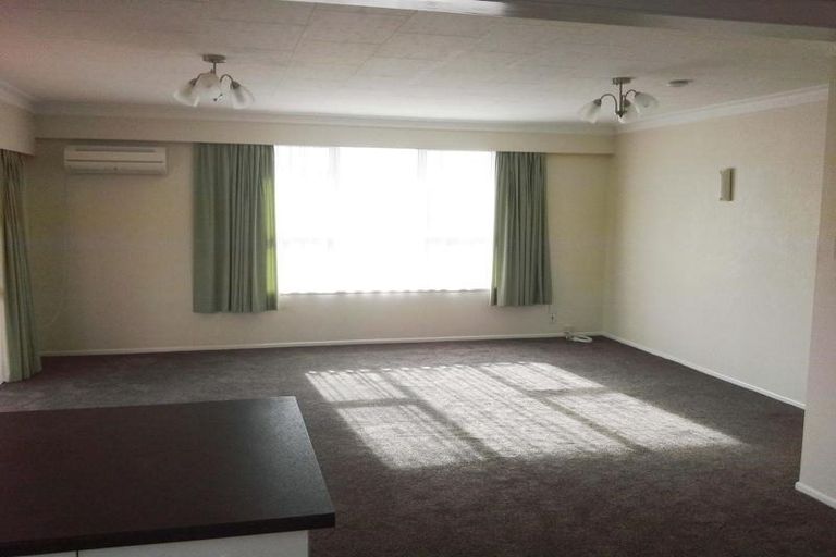 Photo of property in 21a Roy Terrace, Moturoa, New Plymouth, 4310