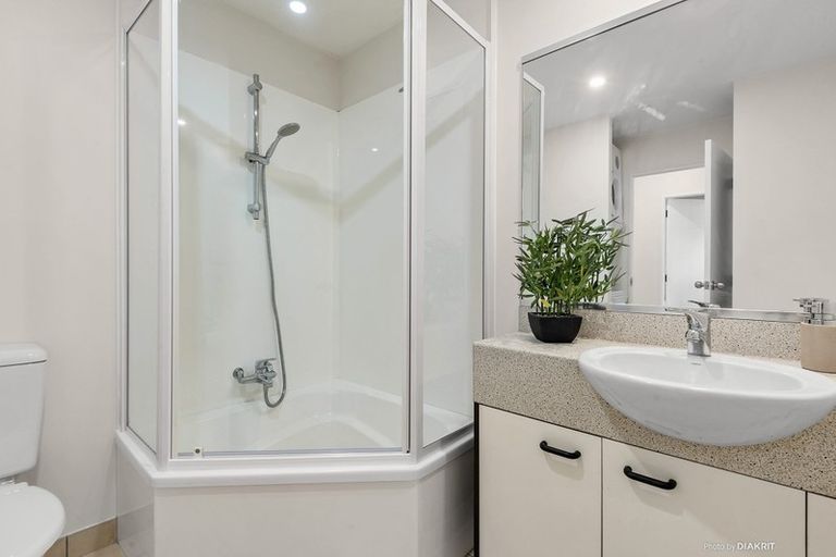 Photo of property in St Peters Apartments, 9c/192 Willis Street, Te Aro, Wellington, 6011