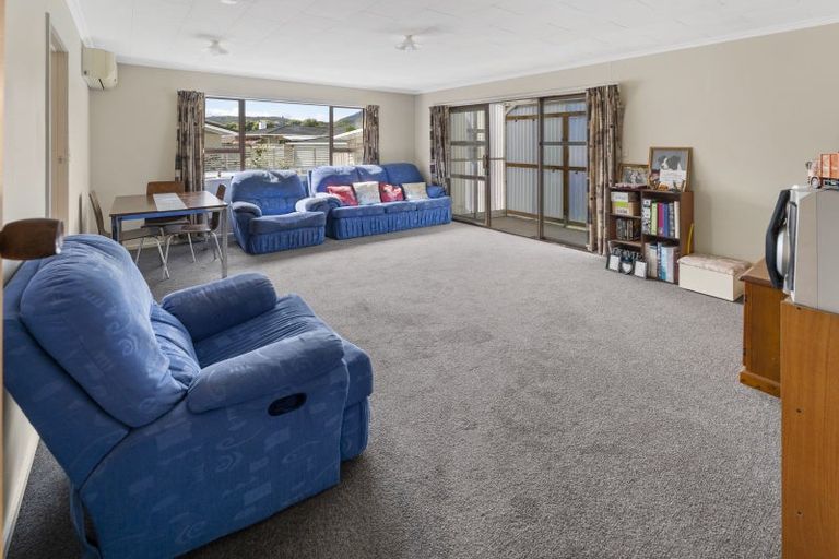 Photo of property in 2/64 Fergusson Street, Stoke, Nelson, 7011