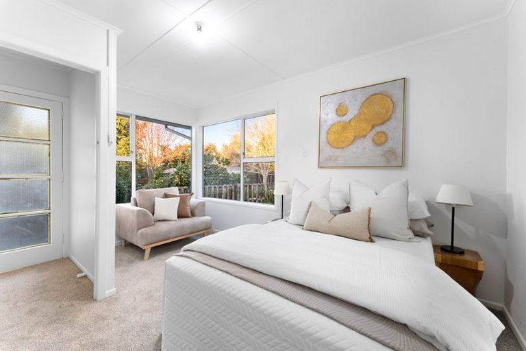 Photo of property in 22 Mcclintock Road, Massey, Auckland, 0614