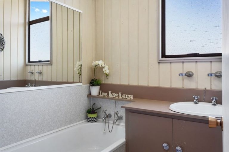 Photo of property in 128 Carters Road, Amberley, 7410