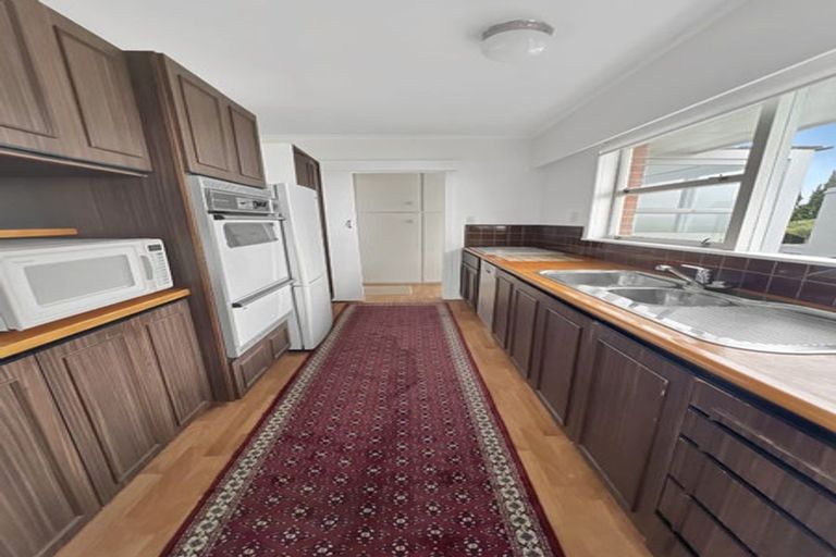 Photo of property in 3/64 Seacliffe Avenue, Belmont, Auckland, 0622