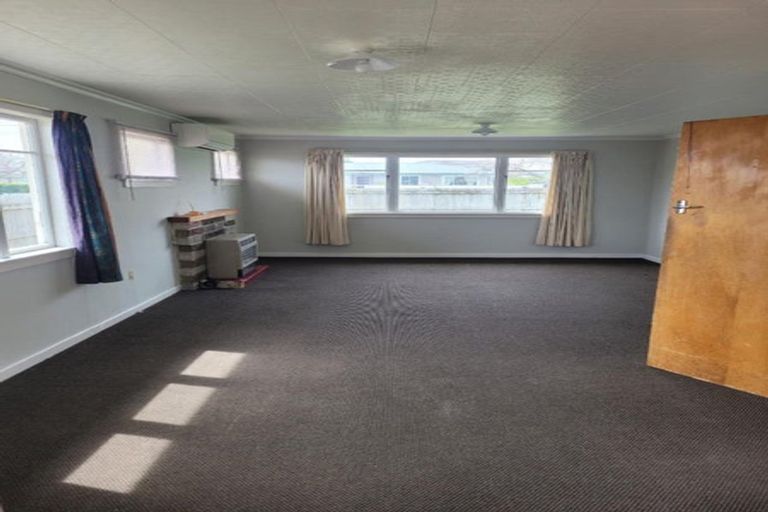 Photo of property in 7 Truby King Street, Merrilands, New Plymouth, 4312