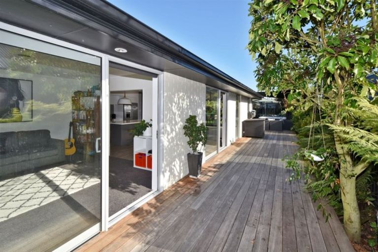 Photo of property in 7 Jameson Avenue, St Albans, Christchurch, 8052