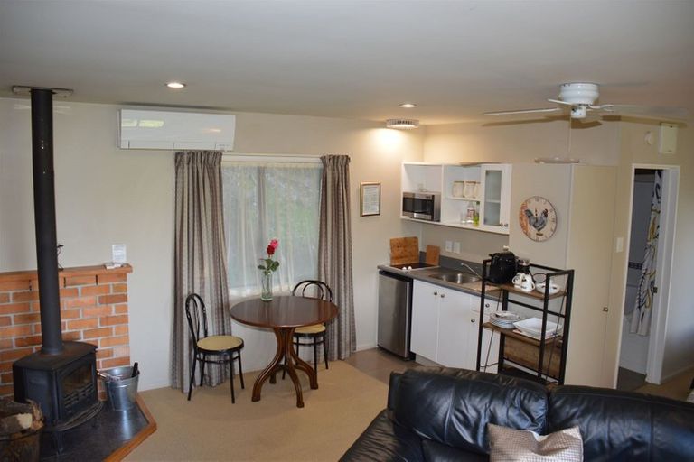 Photo of property in 6888j Christchurch Akaroa Road, Takamatua, 7581