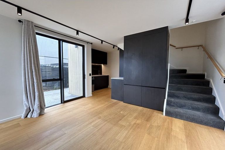 Photo of property in 14 Casterway Crescent, Jacks Point, 9371