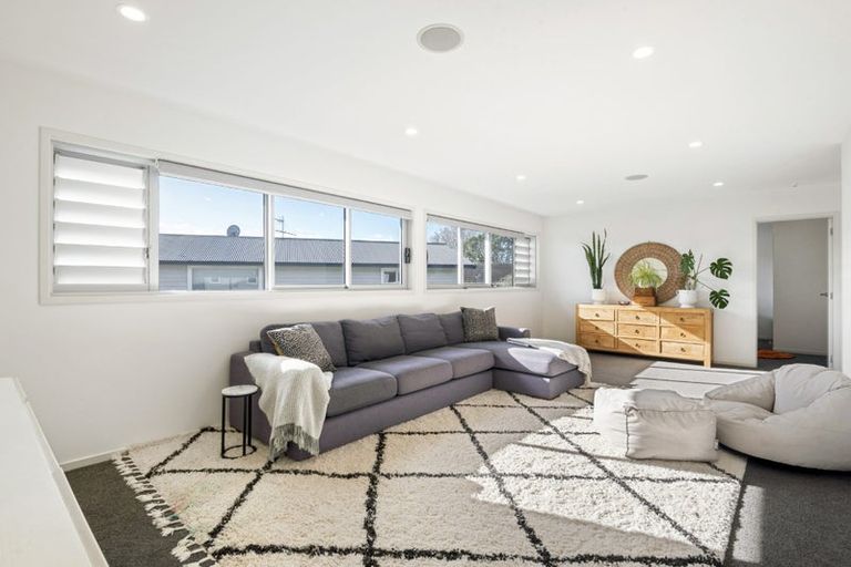 Photo of property in 27 Hemi Street, Narrow Neck, Auckland, 0622