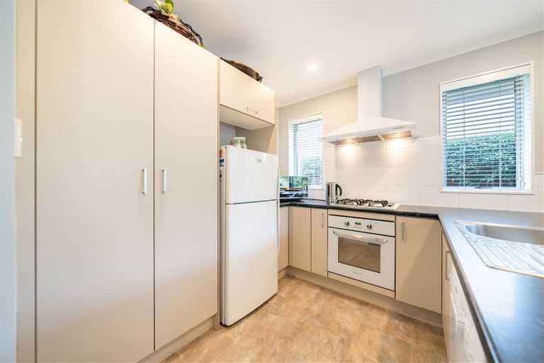 Photo of property in 2/32 Marion Street, Silverstream, Upper Hutt, 5019