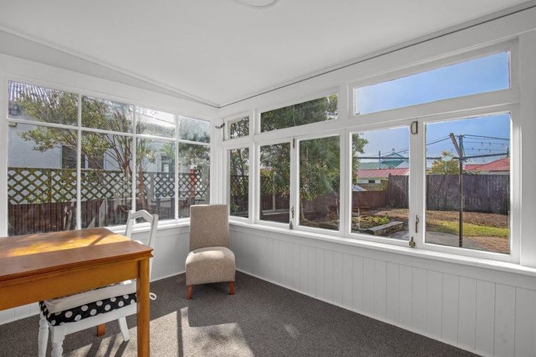 Photo of property in 23 Cranley Street, Musselburgh, Dunedin, 9013