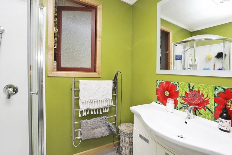 Photo of property in 107 Black Road, Otatara, Invercargill, 9879