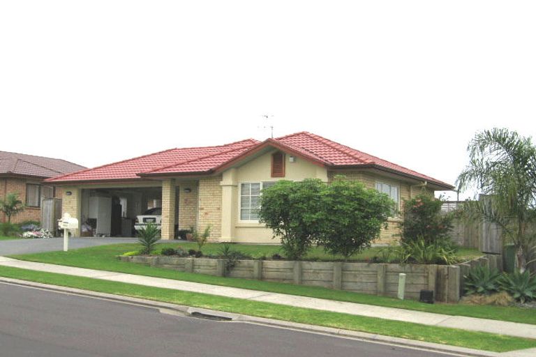 Photo of property in 7 Richfield Crescent, Westgate, Auckland, 0614