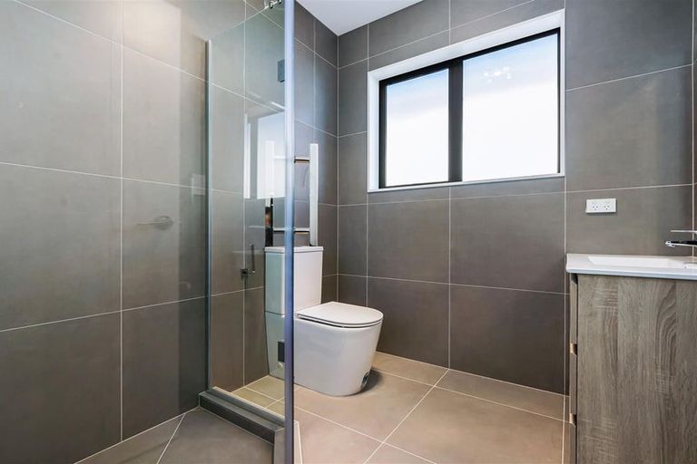 Photo of property in 18 Woven Place, Karaka, Papakura, 2113