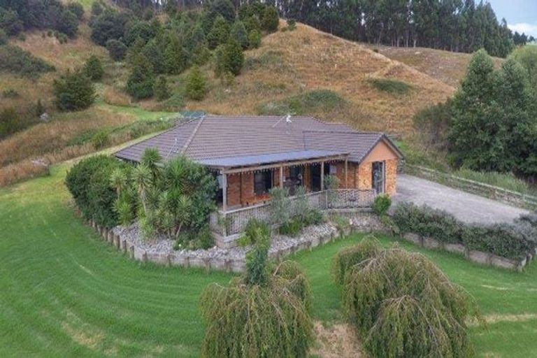 Photo of property in 75a Mick Dillon Road, Tahekeroa, Kaukapakapa, 0873