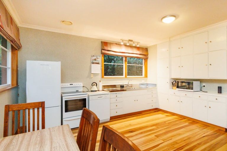 Photo of property in 30 Saint Albans Avenue, Hokowhitu, Palmerston North, 4410