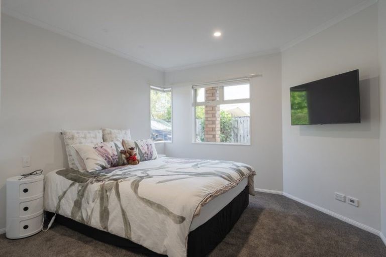 Photo of property in 15a Hatton Road, Orewa, 0931