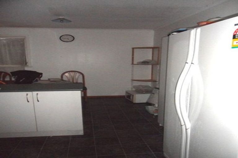 Photo of property in 7 Normandy Place, Henderson, Auckland, 0610