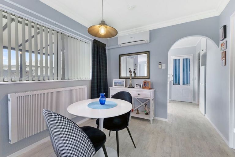 Photo of property in 2/14 Burns Street, Westown, New Plymouth, 4310