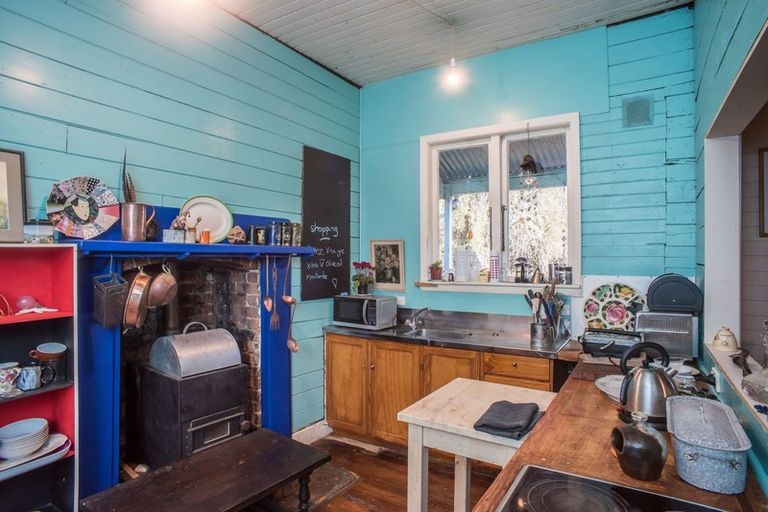 Photo of property in 108 Ngatiawa Road, Reikorangi, Waikanae, 5391