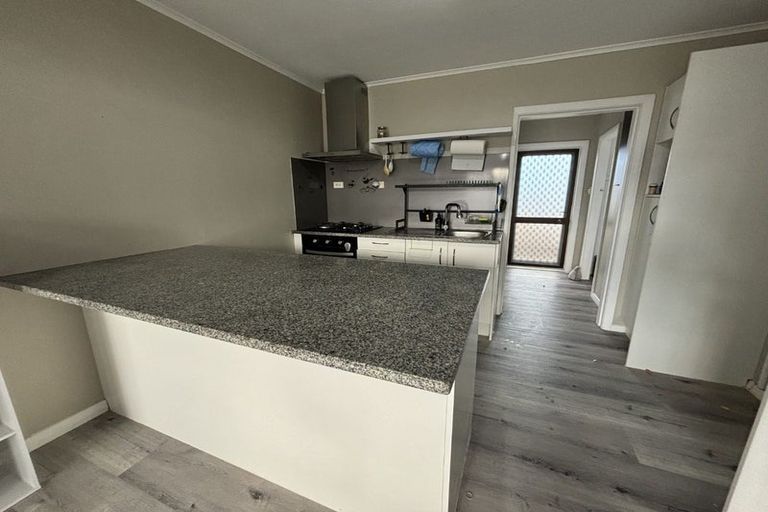 Photo of property in 2/30 Union Street, Papakura, 2110