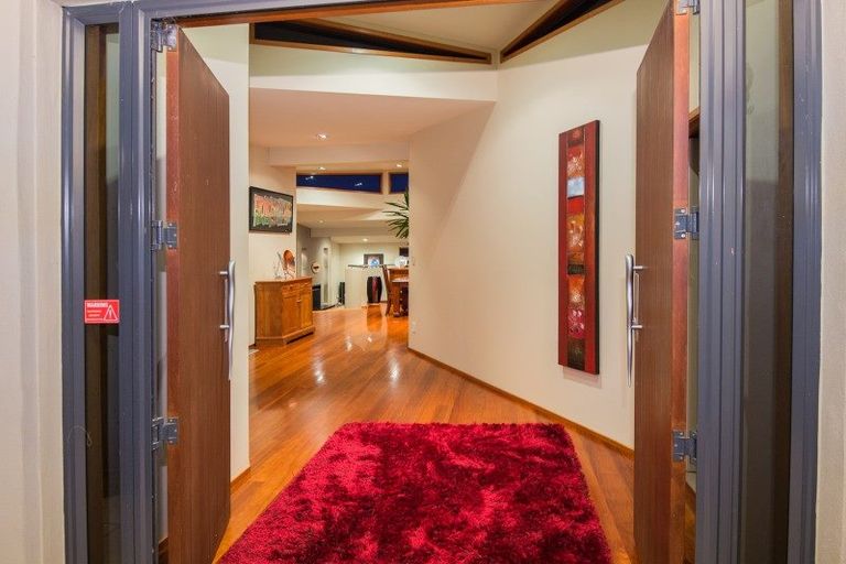 Photo of property in 2 Anchorage Heights Place, Kerikeri, 0294