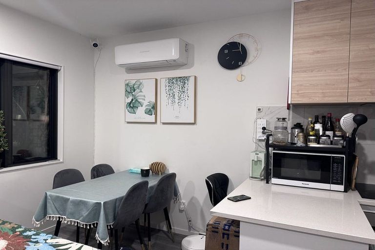 Photo of property in 134e Tiriwa Drive, Massey, Auckland, 0614