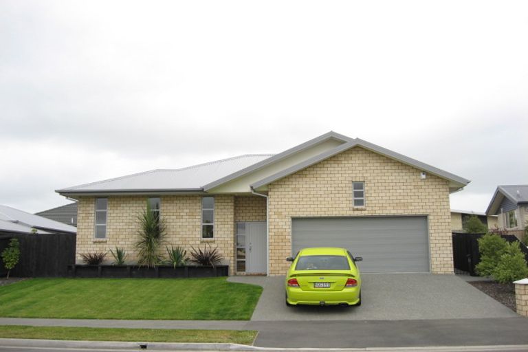 Photo of property in 54 Titirangi Crescent, Parklands, Christchurch, 8083