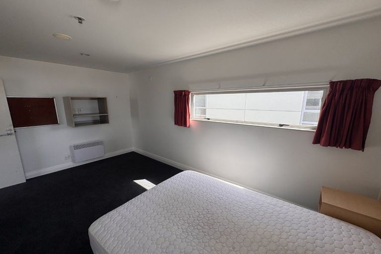 Photo of property in Hanson House, 10/27 Hanson Street, Mount Cook, Wellington, 6021