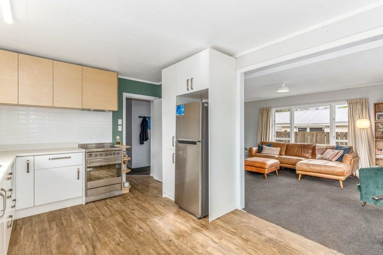 Photo of property in 9a Ranfurly Street, Trentham, Upper Hutt, 5018