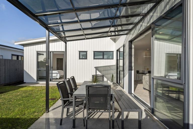 Photo of property in 15 Pamu Road, Whenuapai, Auckland, 0618