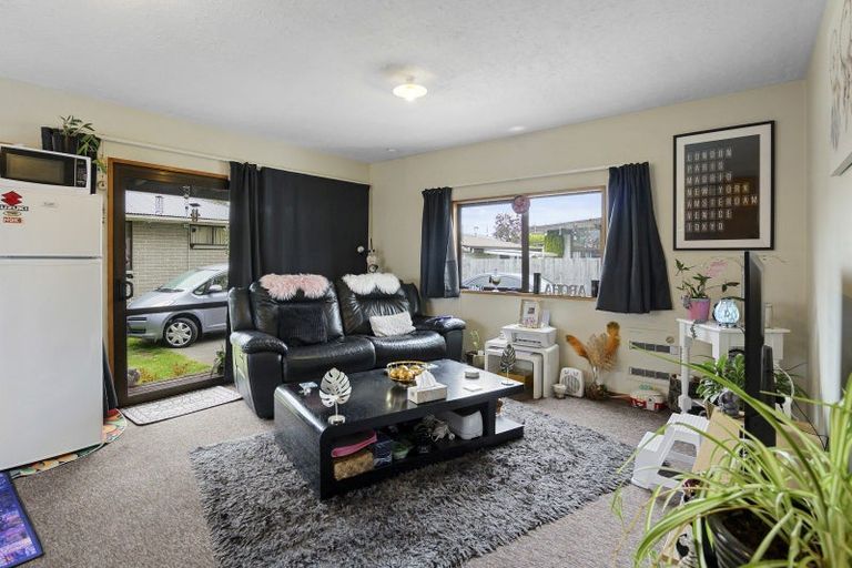 Photo of property in 8 Cheyenne Street, Sockburn, Christchurch, 8042