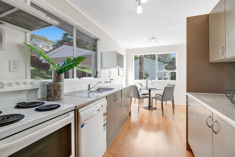 Photo of property in 1/49a Manuka Road, Bayview, Auckland, 0629