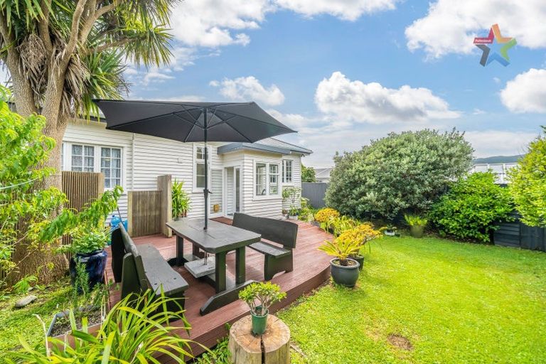 Photo of property in 140 Knights Road, Hutt Central, Lower Hutt, 5010