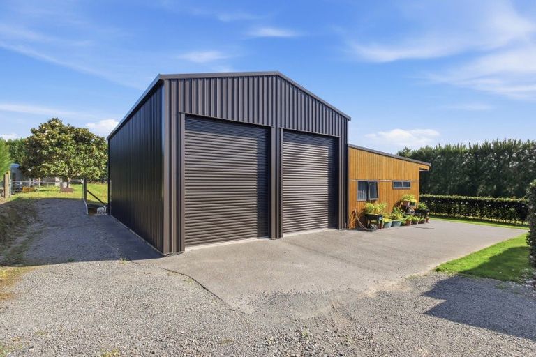 Photo of property in 78a Walker Road East, Aongatete, 3178