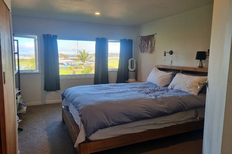 Photo of property in 18 Tanekaha Drive, Parahaki, Whangarei, 0112