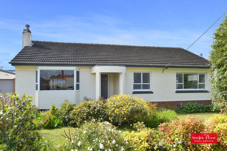 Photo of property in 1 Lovatt Crescent, Kensington, Whangarei, 0112