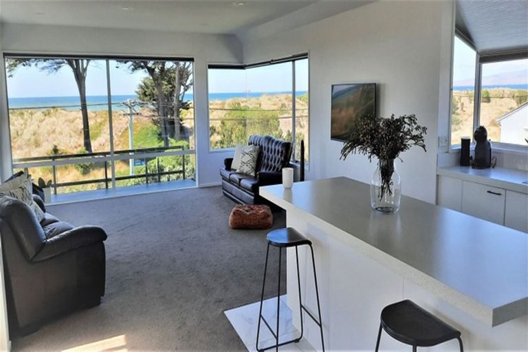 Photo of property in 420 Marine Parade, South New Brighton, Christchurch, 8062