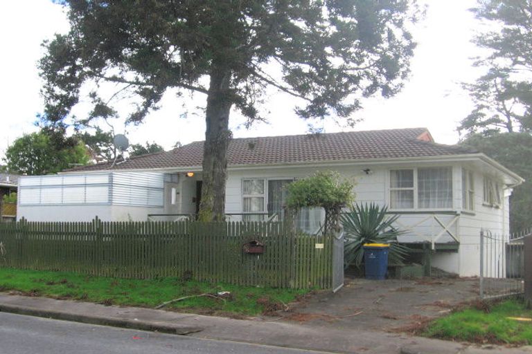 Photo of property in 66 Helena Street, Massey, Auckland, 0614