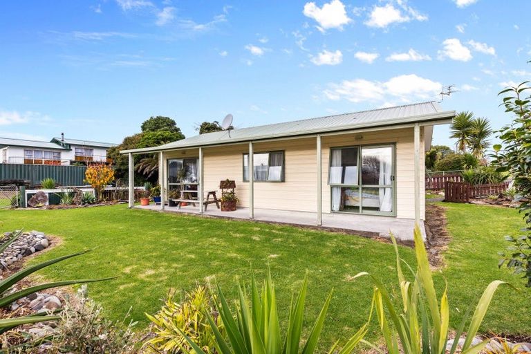 Photo of property in 24 Harris Street, Waitara, 4320