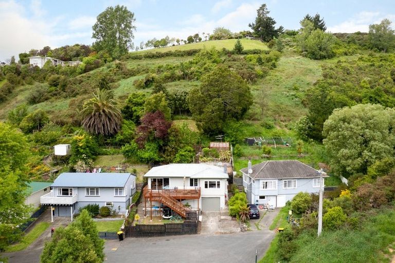 Photo of property in 135 Emano Street, Toi Toi, Nelson, 7010