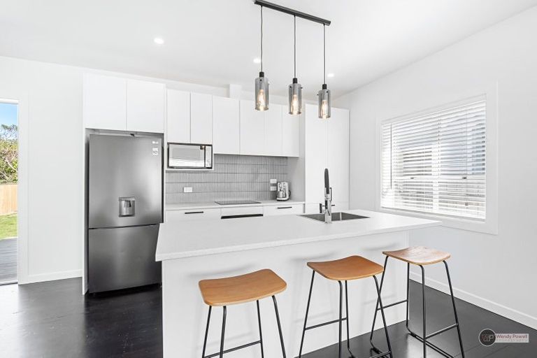 Photo of property in 55 Riverside Drive, Waiwhetu, Lower Hutt, 5010