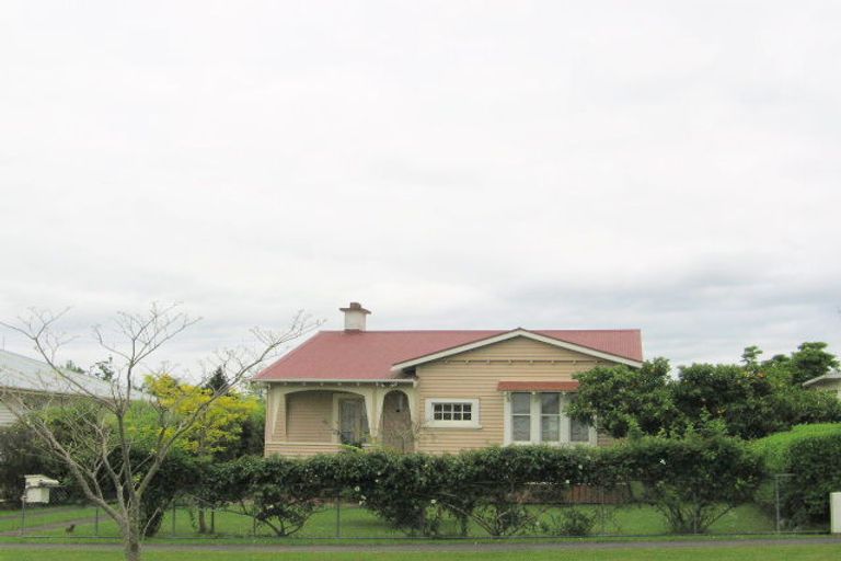 Photo of property in 12 Longfellow Street, Te Aroha, 3320