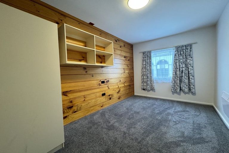 Photo of property in Te Awhina Apartments, 3/22 Sussex Street, Mount Cook, Wellington, 6021