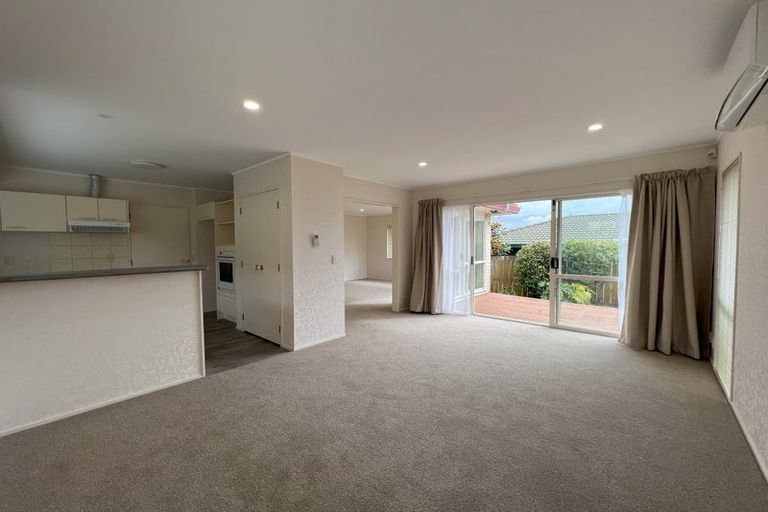 Photo of property in 1/730 Chapel Road, Dannemora, Auckland, 2016