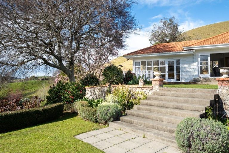 Photo of property in 339 Seafield Road, Eskdale, Napier, 4182