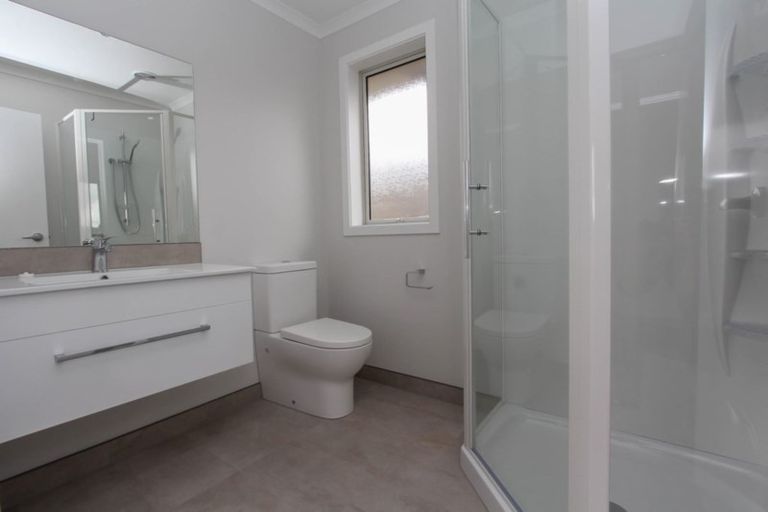 Photo of property in 238 Dixon Road, Fitzroy, Hamilton, 3206