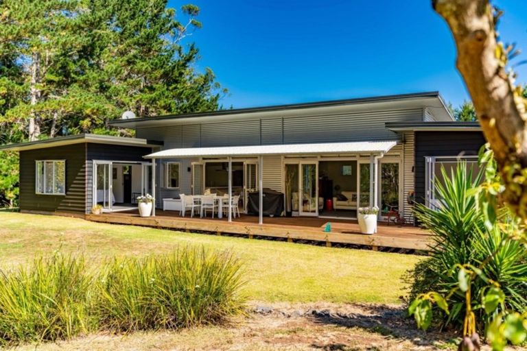 Photo of property in 379c Tara Road, Mangawhai, Kaiwaka, 0573