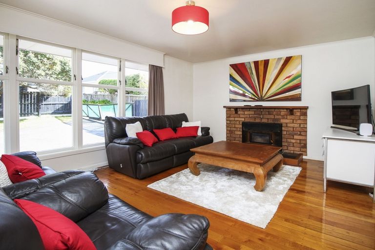 Photo of property in 1/16 Ayrton Street, Te Atatu South, Auckland, 0610