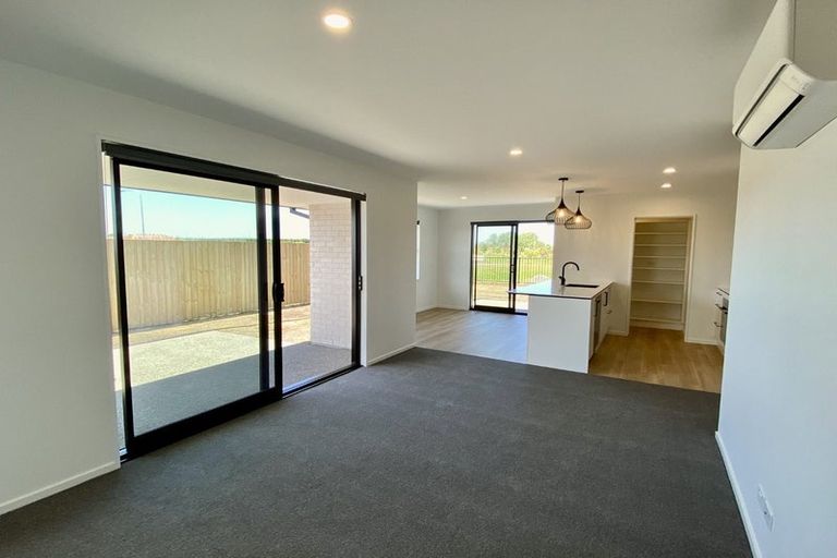 Photo of property in 26 Arapawa Street, Belfast, 8051